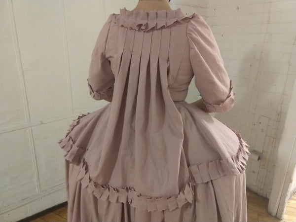 18th century Caraco jacket and skirt