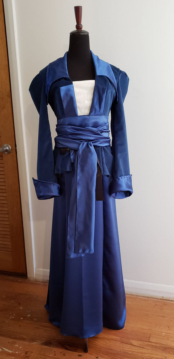 rose titanic dress Sinking as seen in the movie Titanic or even dancing a jig in the lower decks with stowaway from the working class Titanic Rose Flying Set