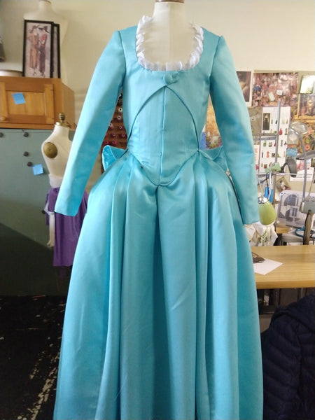 Schuyler Sisters 18th century gown