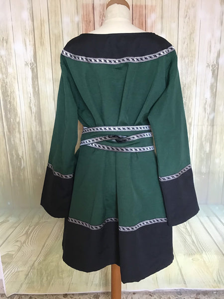 Warrior noble larp Celtic tunic two tones of color