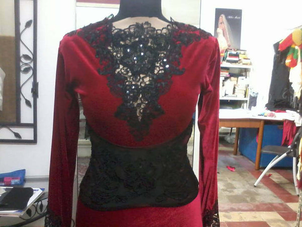 Evil queen Lana Parilla dress once upon a time