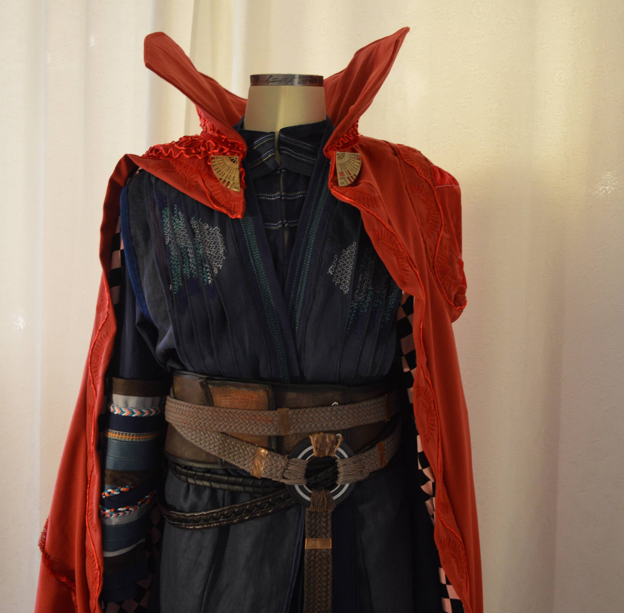 Doctor Strange costume cosplay outfits
