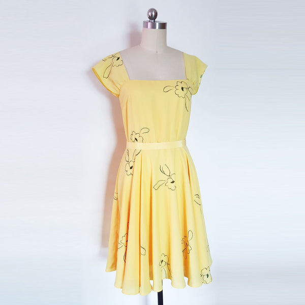 Movie dress Mia Yellow Floral Dress 60s dress Swing dress vintage 60s dress custom made dress Emma Stone inspired yellow swing dress