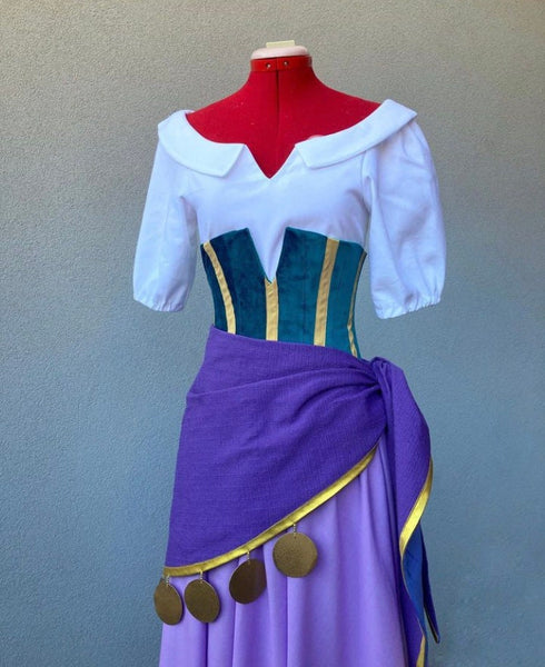 Cosplay Esmeralda the hunchback of notre dame costume