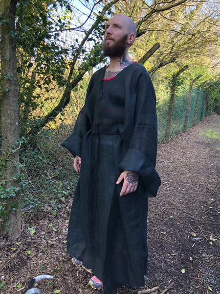 Game of Thrones black hessian robe Faith Militant