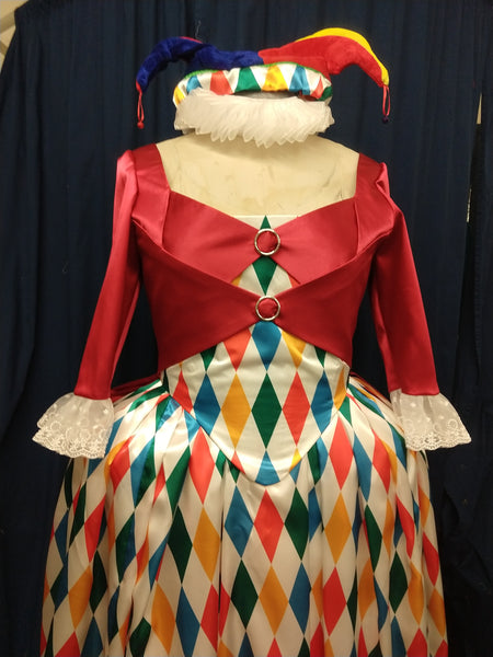 Harlequin Commedia de l'arte carnival pierrot columbine clown Mardi Gras
