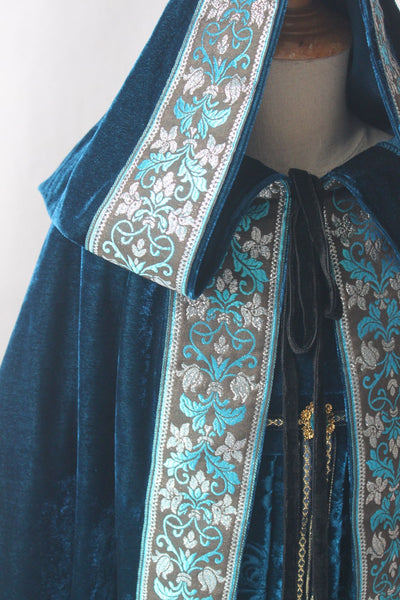 Elven dress cape robe hood white lace Lord of the Rings fairy elf dress Galadriel dress
