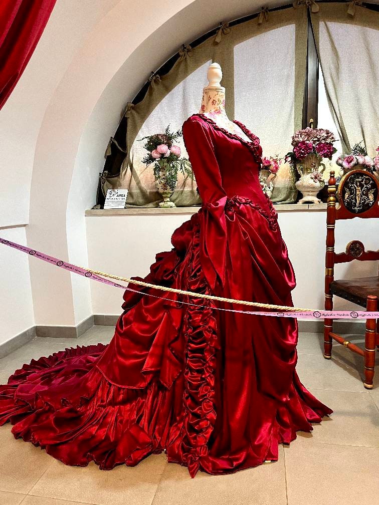 Bram Stoker Dracula Petticoat Dress Aesthetic Delightful Romantic Tail –  Cosplayrr