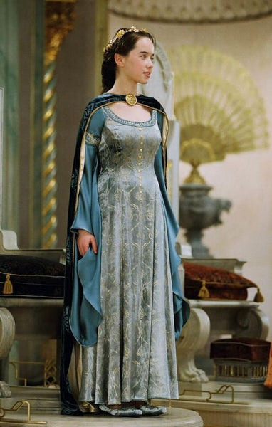 Narnya Cosplay Coronation Susan