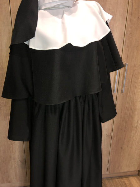 Halloween costume Black Gothic Nun's costume Historic Renaissance Saint costume Nun costume Valak Nun Head Piece Medieval nun Horror movie