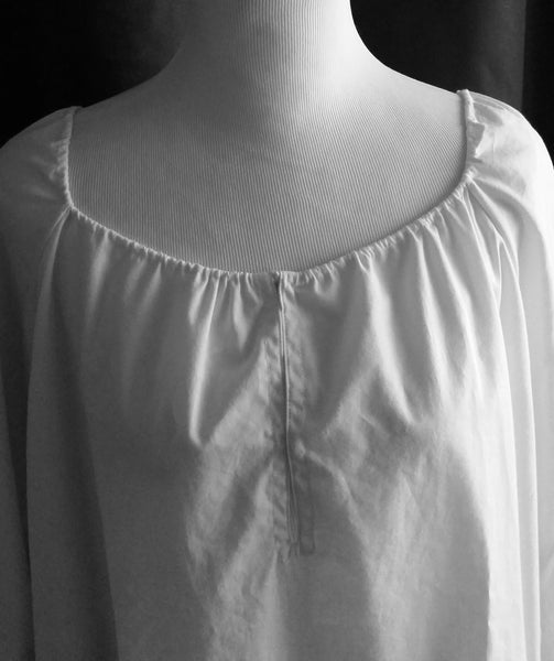 Outlander Claire's dress cage overskirt petticoat pocket bum roll nightgown