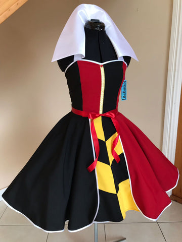 The Queen of Hearts Cosplay Dress Red Queen Costume