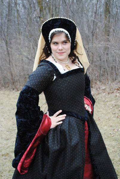With 7 pieces by MattiOnline on Etsy CUSTOM Renaissance Court Tudor dress costume