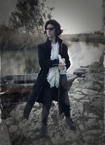 In Sleepy Hollow by Tim Burton Replica of Ichabod Crane's victorian gothic coat