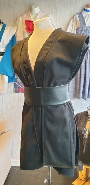 Mixed wool, available in all sizes. Worldwide delivery jedi robe cosplayers.Waistcoat tabards and obi Star Wars cosplayers.