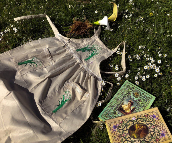 Cottagecore apron with embroideries 100% cotton Adventure In The Great Wide Somewhere