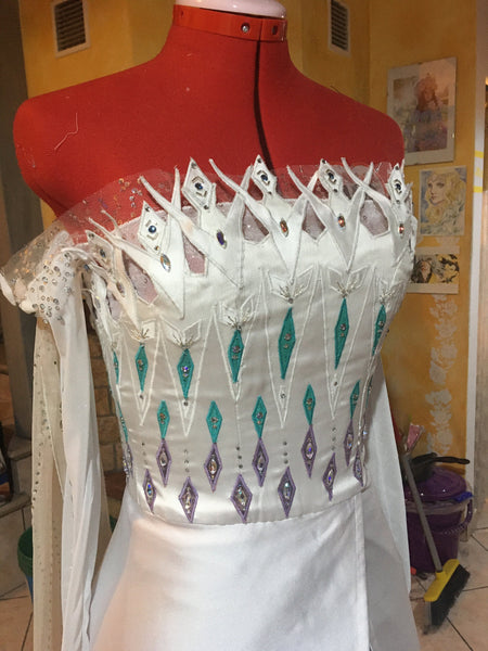 costume cosplay Elsa frozen 2 spirit gown