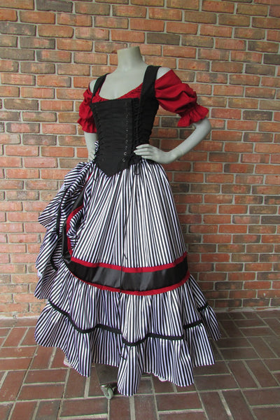 Renaissance Pirate Dress Witch Wench Costume