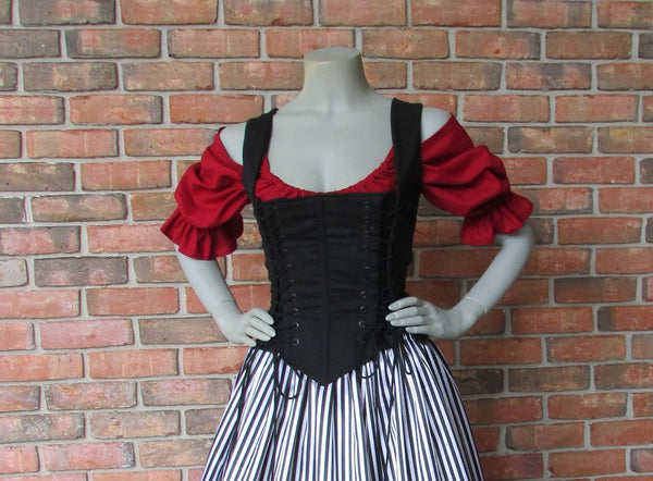 Renaissance Pirate Dress Witch Wench Costume